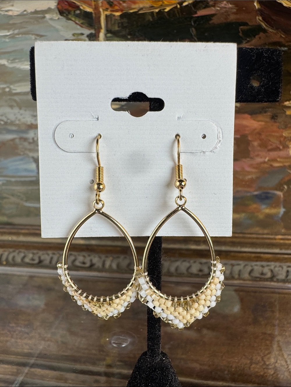 0648-Elegant‎ Gold Teardrop Beaded Earrings - White & Gold